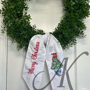 Wreath Sash - Christmas Chinoiserie Wreath Sash