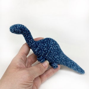 Dinosaur Crochet Pattern, Amigurumi, Brontosaurus, No-sew
