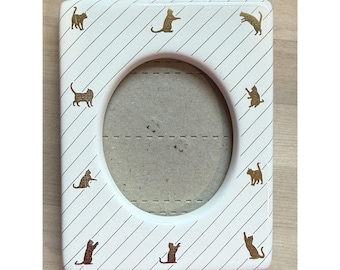 Vintage White Ceramic Picture Frame With Gold Metallic Playful Cats 3x4" Photo