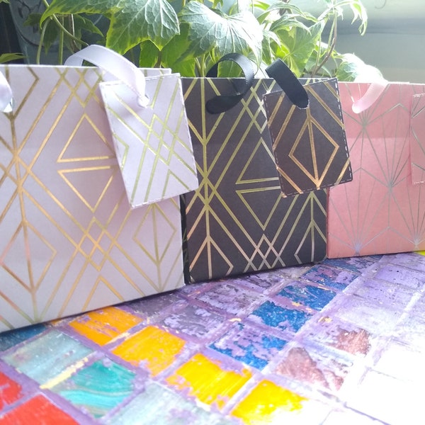 Art Deco Gift 60+ Gift Ideas for 2024