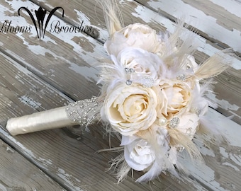 Feder Brosche Bouquet Hochzeit, Feder Brosche Bouquet, Gatsy Hochzeit, Hochzeitsblumen, Seidenbouquet, Brautjungfern Bouquet