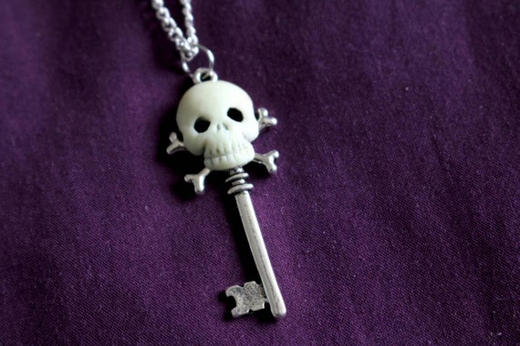 Skull Pendant Skeleton Charm Skull Haunted House Key Halloween Charm Skull Key