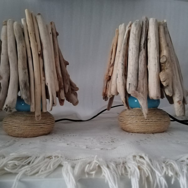 lampe de chevet , lampe en bois flottées lampe de table