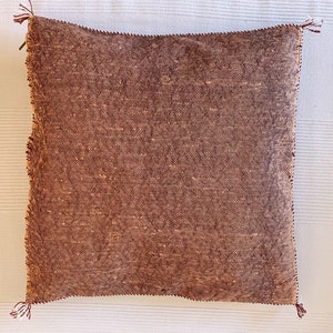 Vintage Berber Sabra Kudde – Veganskt Siden (Kaktussiden) Tribal Symboler Bohemisk Dekor Ibiza Julklapp Brons Pastellfärger Blush Broderad bild 5