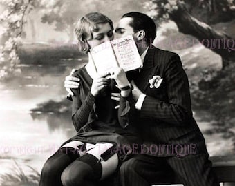 Deliziosa immagine romantica vintage in bianco e nero di una coppia flapper degli anni '20, biglietto d'auguri per San Valentino 5x7