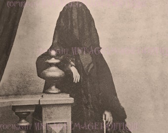 Lovely Antique Victorian Mourning Sepia Photo Portrait Of A Woman In  Deep Mourning Attire 5x7 Greeting Card