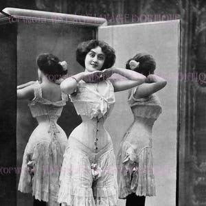 Magnifique portrait photo victorien antique d'une belle coquette modélisant un corset complet 5 x 7 carte de voeux