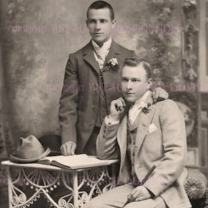 Encantadora pareja gay antigua boda sociedad civil boda 5 x 7 tarjeta de felicitación