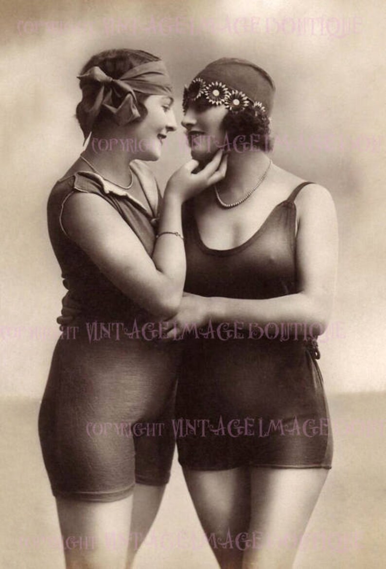 Lovely 1920/'s Lesbian Flappers In Swimming Costumes Couple Wedding Civil Partnership Wedding 5x7 Greeting Card