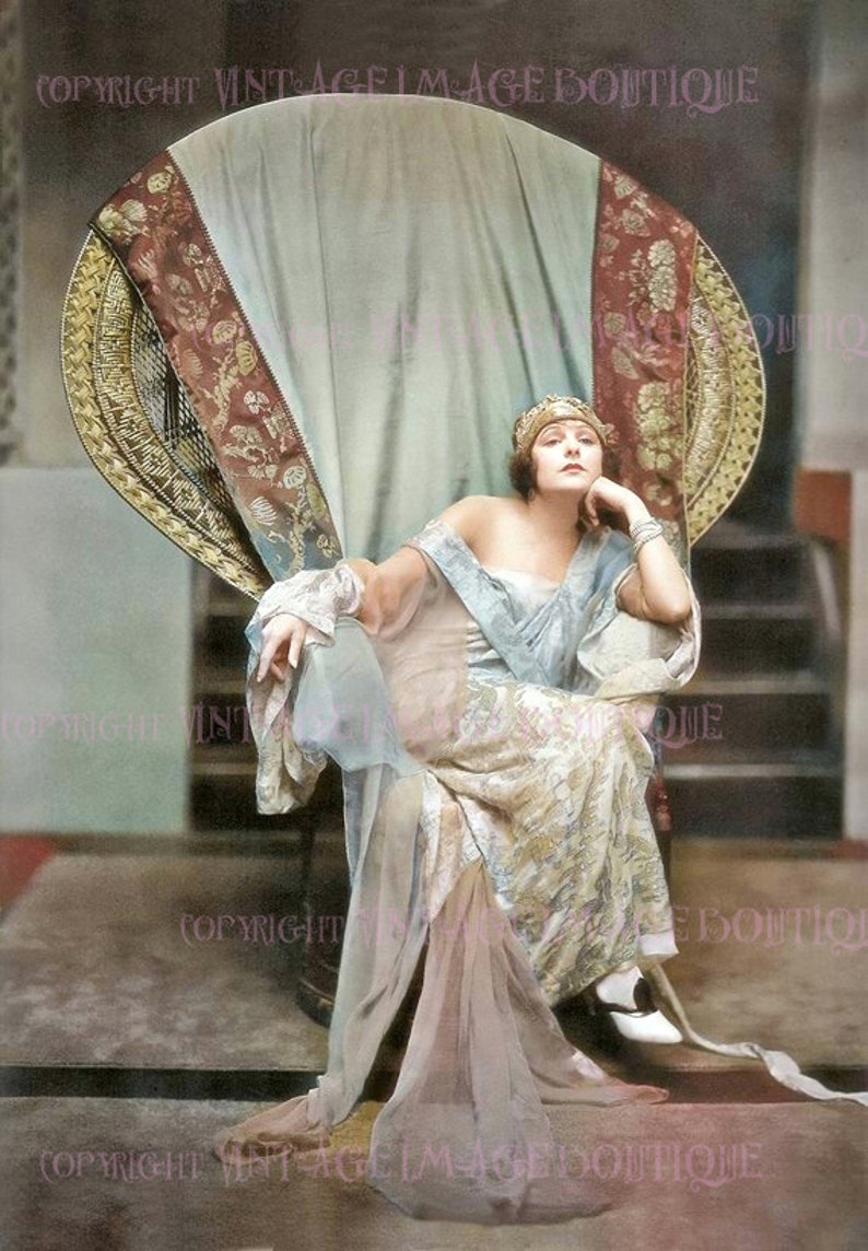 Wonderful 1920's Colurized Photo Portrait of A Lovely Coquette Silent ...