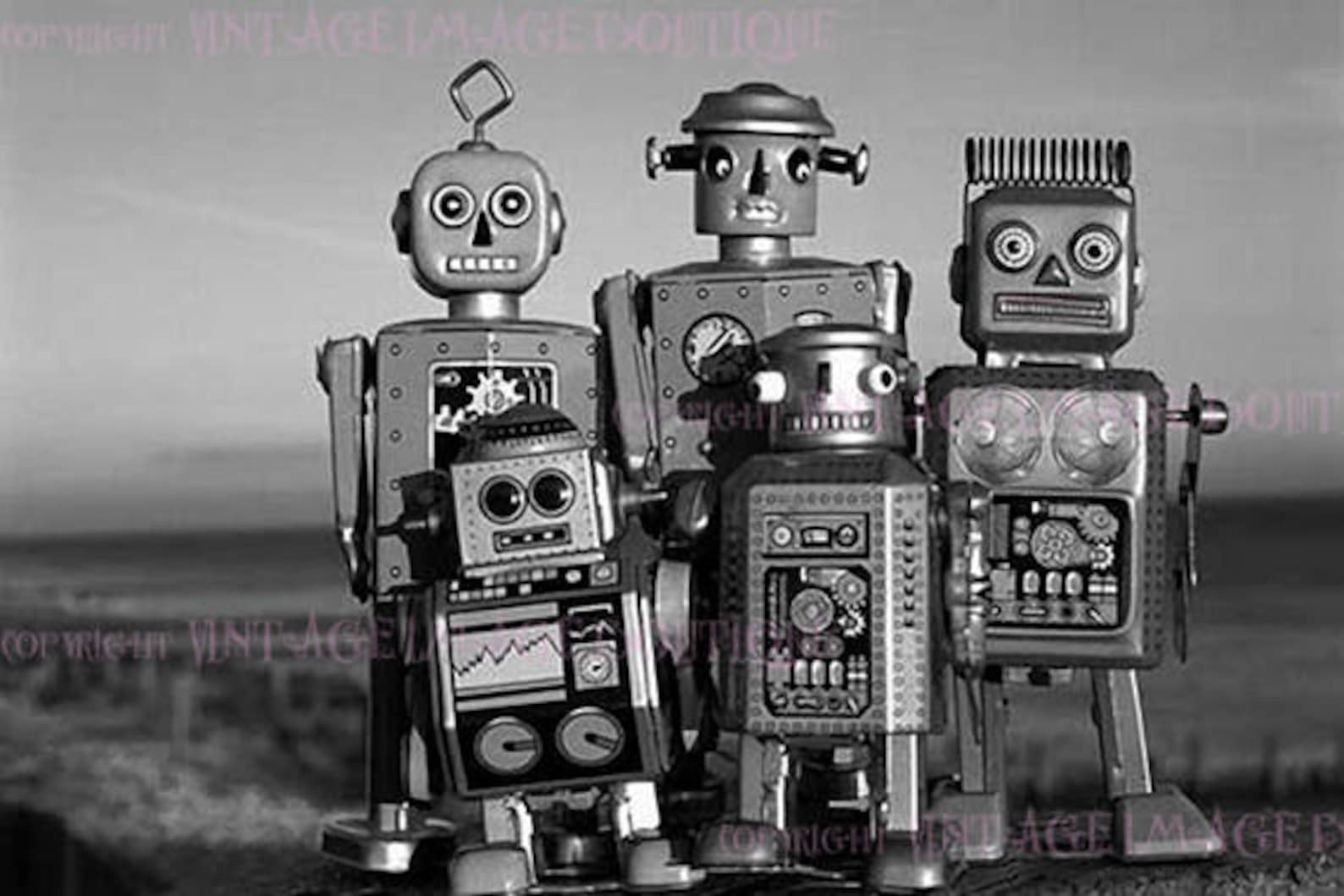 Когда появился первый робот. Старинный робот. Самый первый робот. Старые игрушки роботы. Советский робот.