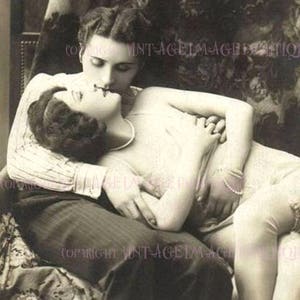 Lindo cartão comemorativo de casamento de casal lésbico da década de 1920, união civil, 5x7