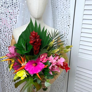 Large Tropical hot pink hibiscus for bride and bridesmaids, pink and red girger wedding bouquet,  island Bridal bouquet.