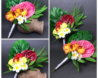 Monstera Tropical small bouquet, plumeria bouquet, tropical bridesmaid bouquet, tropical wedding centerpiece.