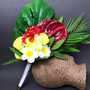 Monstera Tropical small bouquet, plumeria bouquet, tropical bridesmaid bouquet, tropical wedding centerpiece.