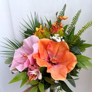 Orange and Pink Hibiscus Bouquet, Bridesmaid Bouquet in Large Hibiscus, Tropical bouquet, Hawaiian Bouquet