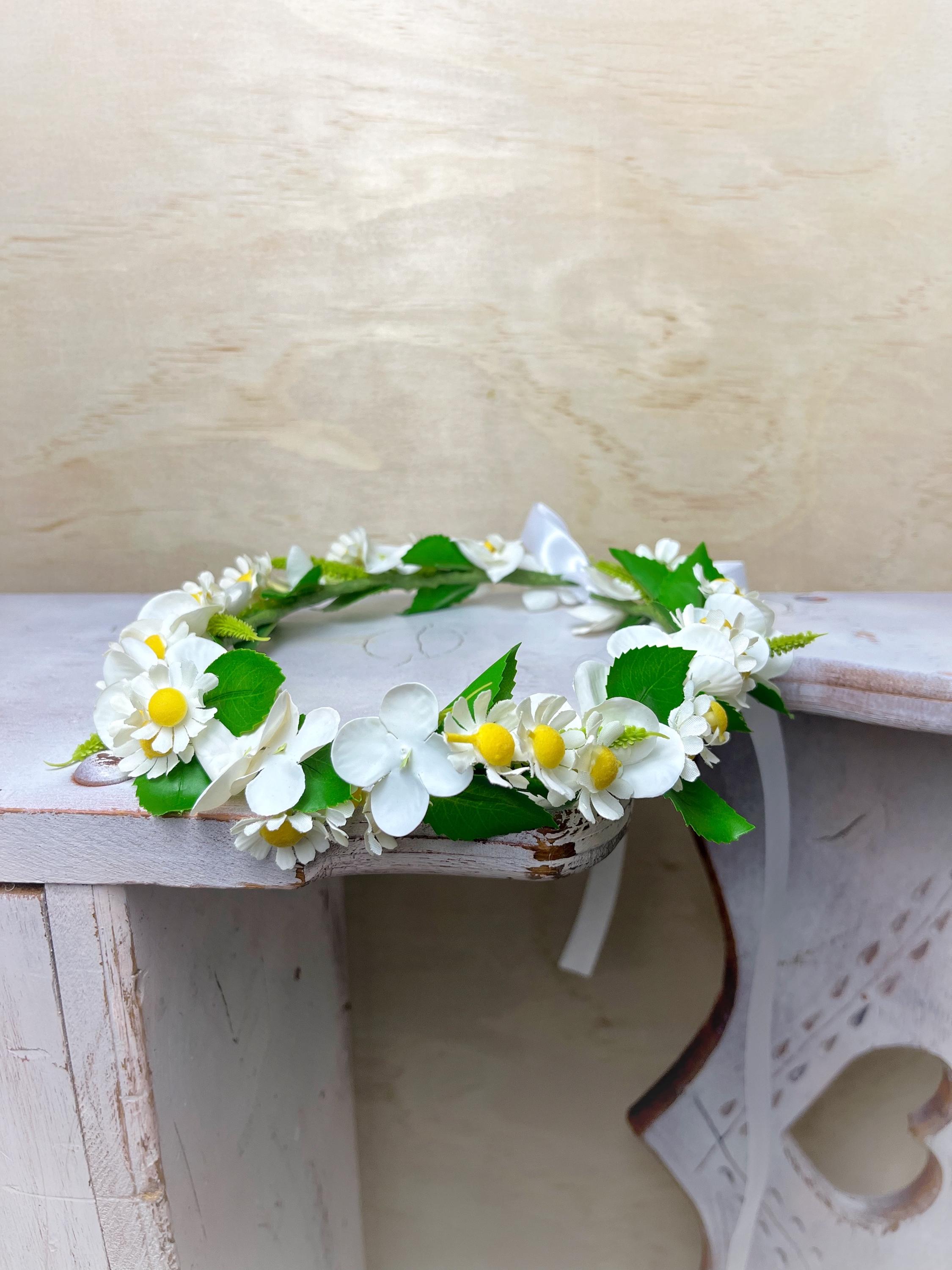 Wildflower Crown: Spring Tiara, Chamomile and White Hydrangeas. - Etsy