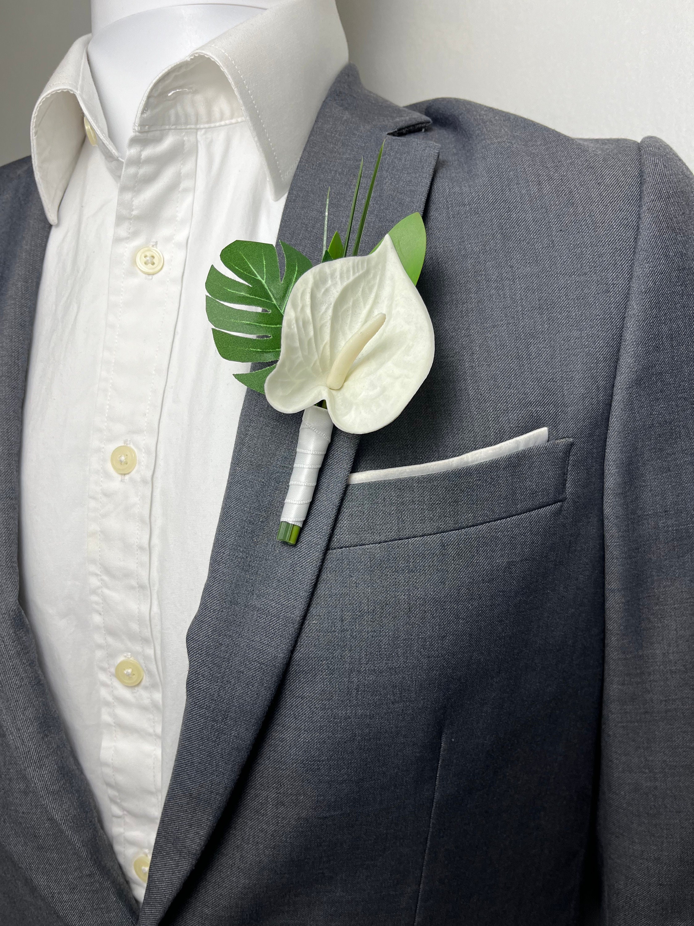 White Anthurium Boutonniere: Tropical Groomsmen Corsage - Etsy