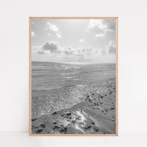 Black and White Beach Print, Coastal Poster, Art Black and White, Modern Wall Art, Seaside Poster
