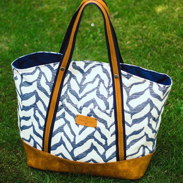 Rian Tote  Bag PDF Sewing Pattern, easy sewing pattern