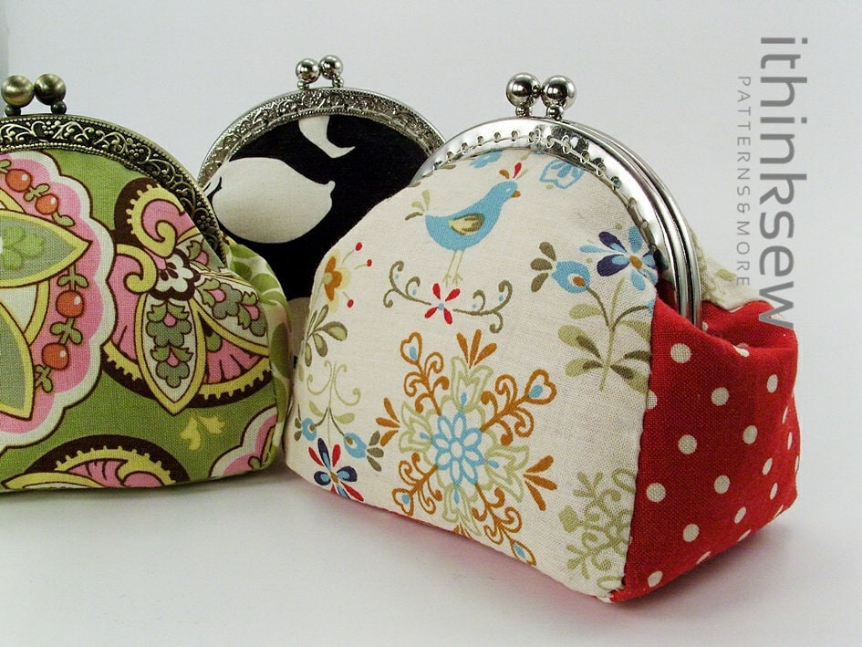 Metal Frame Purse with Embroidered Fabric – Free Sewing Pattern