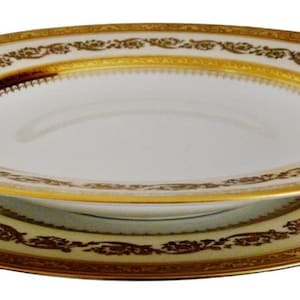 Set of 2 Raynaud Limoges Altesse Gold Porcelain Plates