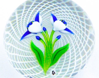 Pisapapeles Irises de Baccarat de 1975