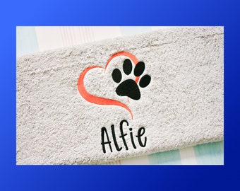 Personalised Dog Towel -Dog Bath Towel - Personalized Dog Towel - Dog Towel - Custom Pet Towel - Dog Gift - Embroidered Towel  - Custom Dog