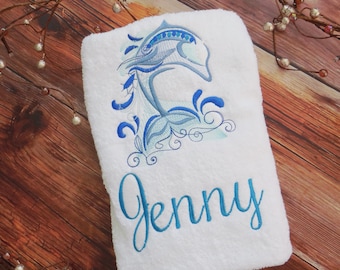 DOLPHIN SWIM BEAUTY NEW PATTERN EMBROIDERED SET OF 2 BATHROOM TOWELS BY LAURA 