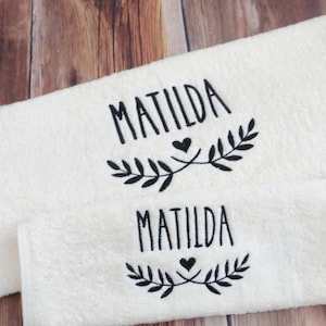 Personalised monogrammed towels  / Second Wedding Anniversary Cotton Gift / Christmas Towels / Mr and Mrs Towels / Matching Towels - Wedding