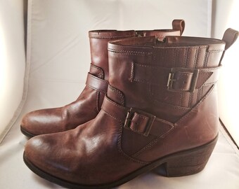 mia brown boots