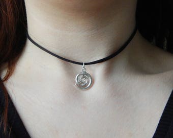 Choker Necklace with spiral pendant