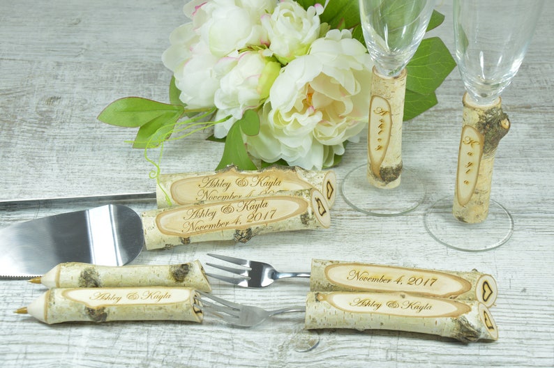 Personalized Wedding glasses and Cake Server Set cake cutter boho wedding toasting flutes rustic wedding flutes and cake rustic