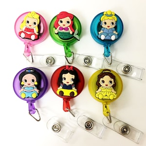 セール!!!!! プリンセスのかわいい漫画キャラクターの格納式IDバッジリールIDバッジホルダー - 看護師の同僚へのギフトバッジを教える