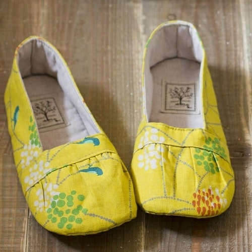 Shoe Sewing Pattern PDF Vintage Flair Flats Women's - Etsy