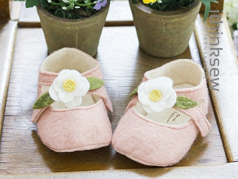 Lilly Baby Mary Janes PDF Sewing Pattern image 7