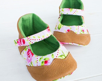 Gabriella Baby Shoe Sewing Pattern PDF | Mary Jane Infant Booties | Soft Sole Toddler Slippers | DIY Fabric Baby Shoes | Newborn Gift Craft