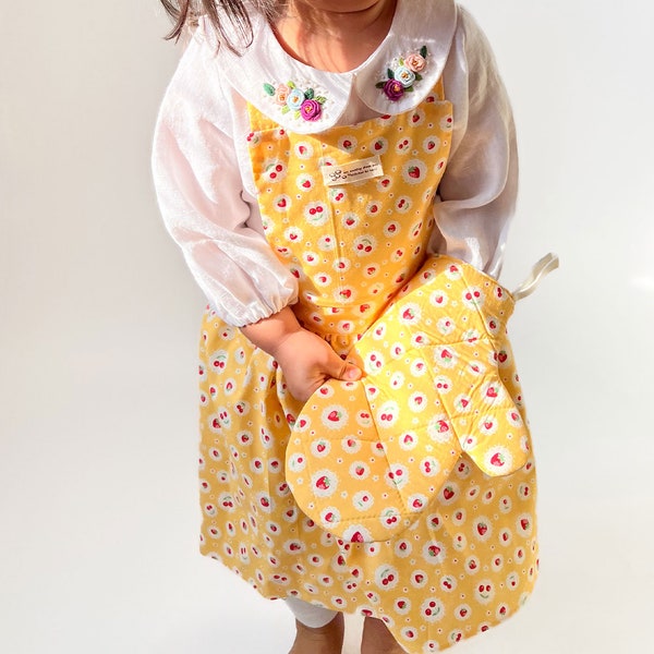 Rosa Kids (2Y-10Y) Apron Set PDF Sewing Pattern