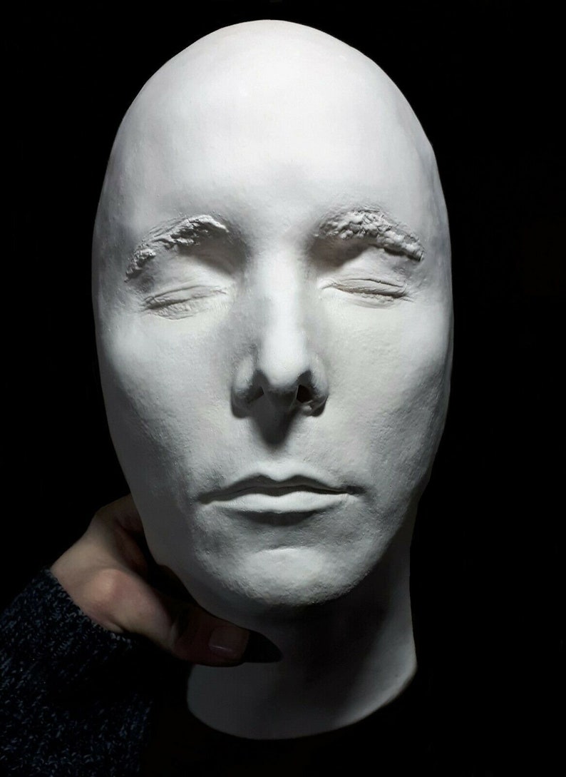 Face cast