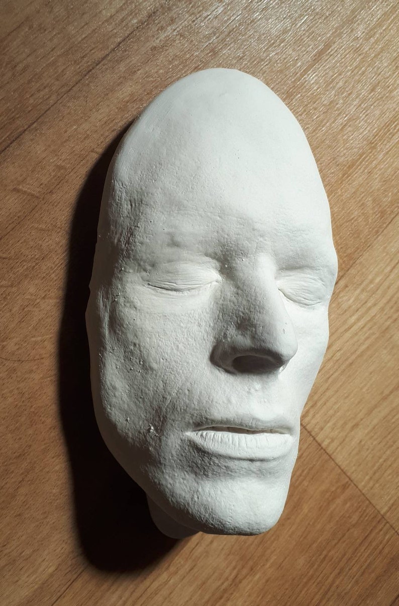 Life Face Cast David Bowie El hombre que cayó a la Tierra 1975 Ojos cerrados imagen 3