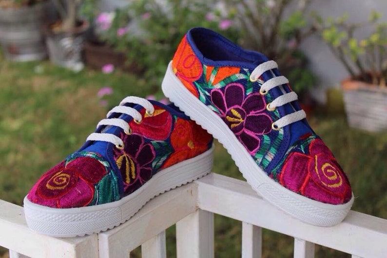 Custom sneakers hand embroidery/ mexican floral embroidery | Etsy