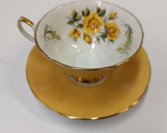 Tea Cup Elizabethan/tea cup/tea party/china/antique/yellow cup