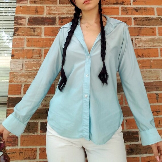 Vintage 60s / 70s baby blue long sleeve button do… - image 4