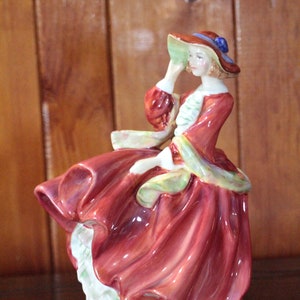Antique Royal Doulton Porcelain Lady Figurine &#39;Top o&#39; The Hill&#39;