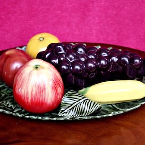 Vintage Italian Fine Art majolica ceramic decorative fruit bowl