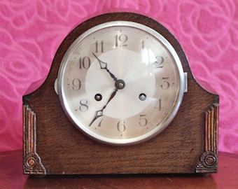 Antico orologio da camino tedesco "FHS" con suoneria a 8 giorni