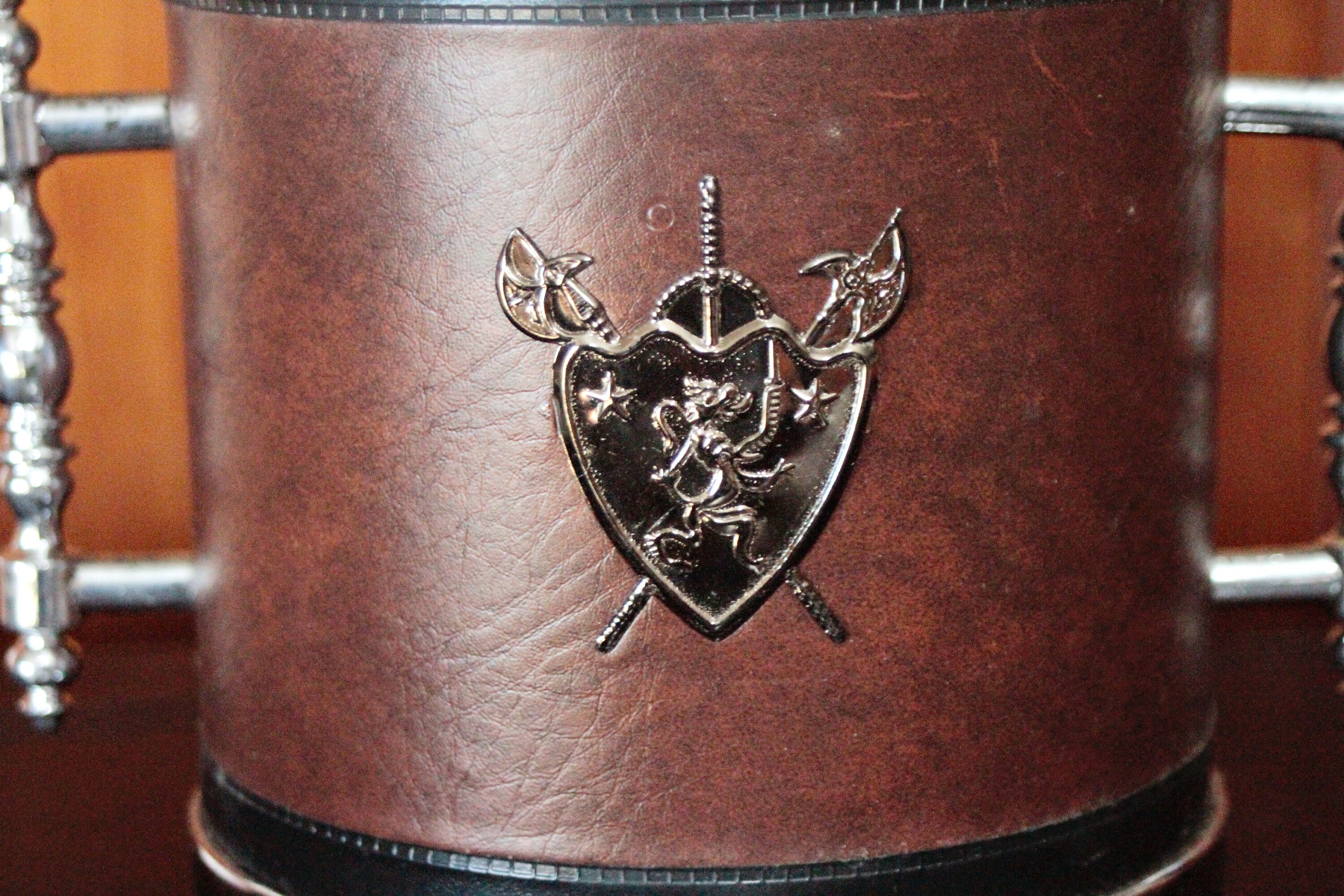 Seau à Glaçons Vintage En Forme De Heaume De Chevalier - Années 70, Déco Médiévale
