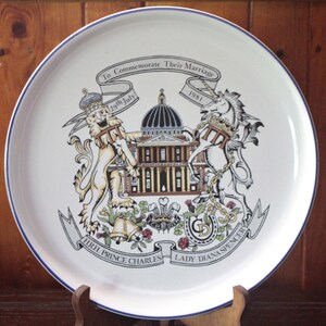 1981 Royal Wedding commemorative plate: HRH Prince Charles and Lady Diana Spencer, Denby collectables, Denby Royal Wedding plate