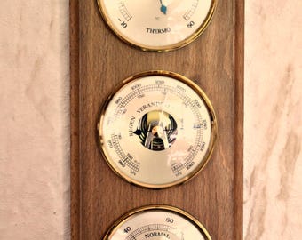 Termómetro, barómetro e higrómetro de pared alemán vintage en marco de madera maciza.