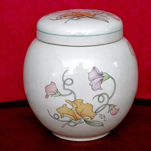 Vintage Sadler Hand Made &#39;Sweet Pea&#39; Ginger Jar